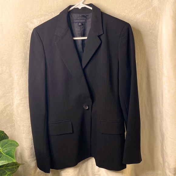 Banana Republic Jackets & Blazers - Banana Republic Blazer Women's size 6